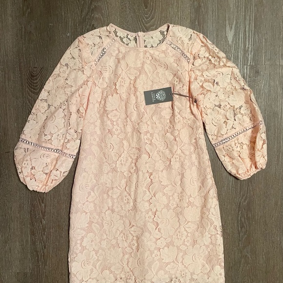 Vince Camuto Petite
Lace Shift Blush Pink  Dress Size 6 Petite 6P - Picture 14 of 15